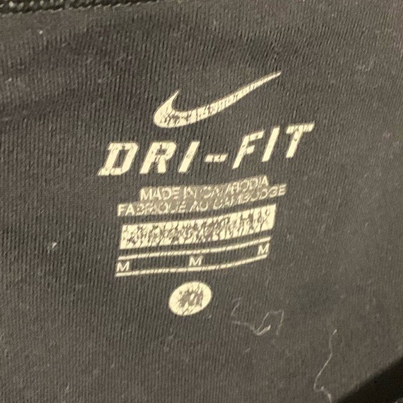 Nike Sculpt Capri Legging - Picture 4 of 4